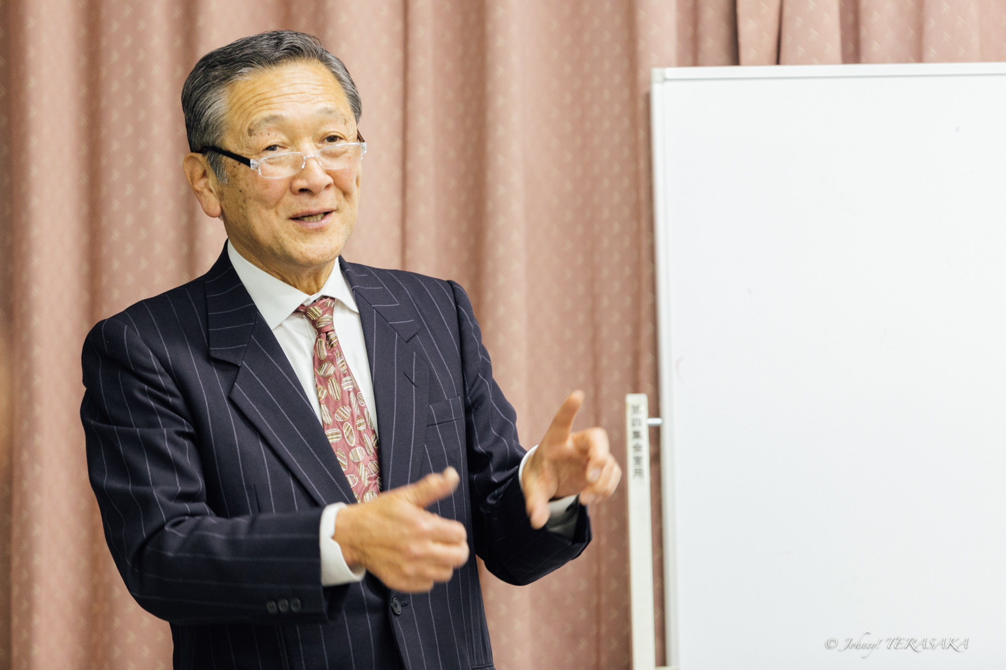 風水・家相塾の講義中